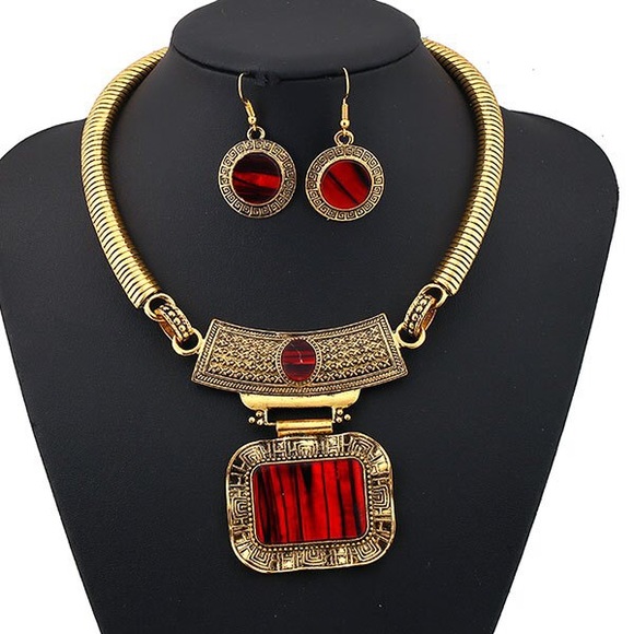 Jewelry - Red Gem Necklace Set